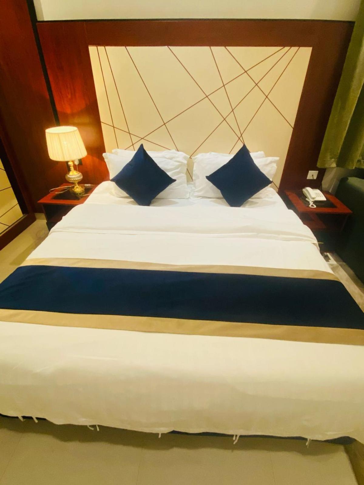 Al Joon Hotel Riyadh Eksteriør bilde